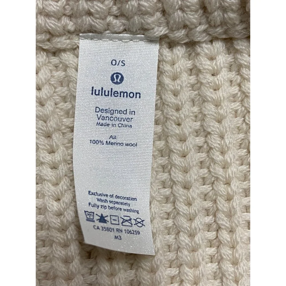 Lululemon Falling Freely 100% Merino Wool Zip Up Infinity Scarf Neck Warmer-One